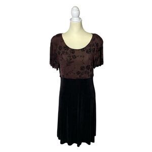 Vintage Paquette Too! Jersey Knit Floral Embroidered Mini Dress Women's Size 12